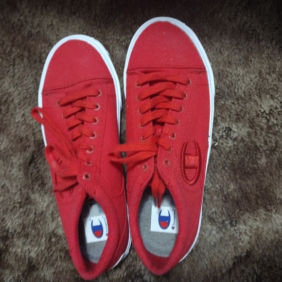 Champion Men Red Shoes size 11 - Picture 4 of 14